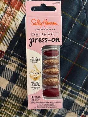 Sally Hansen Perfect Press-On Nails in Burgundy & Gold